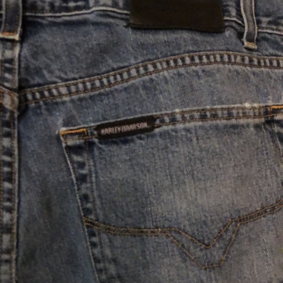 36x27 Harley Davidson distressed jeans - Picture 7 of 9